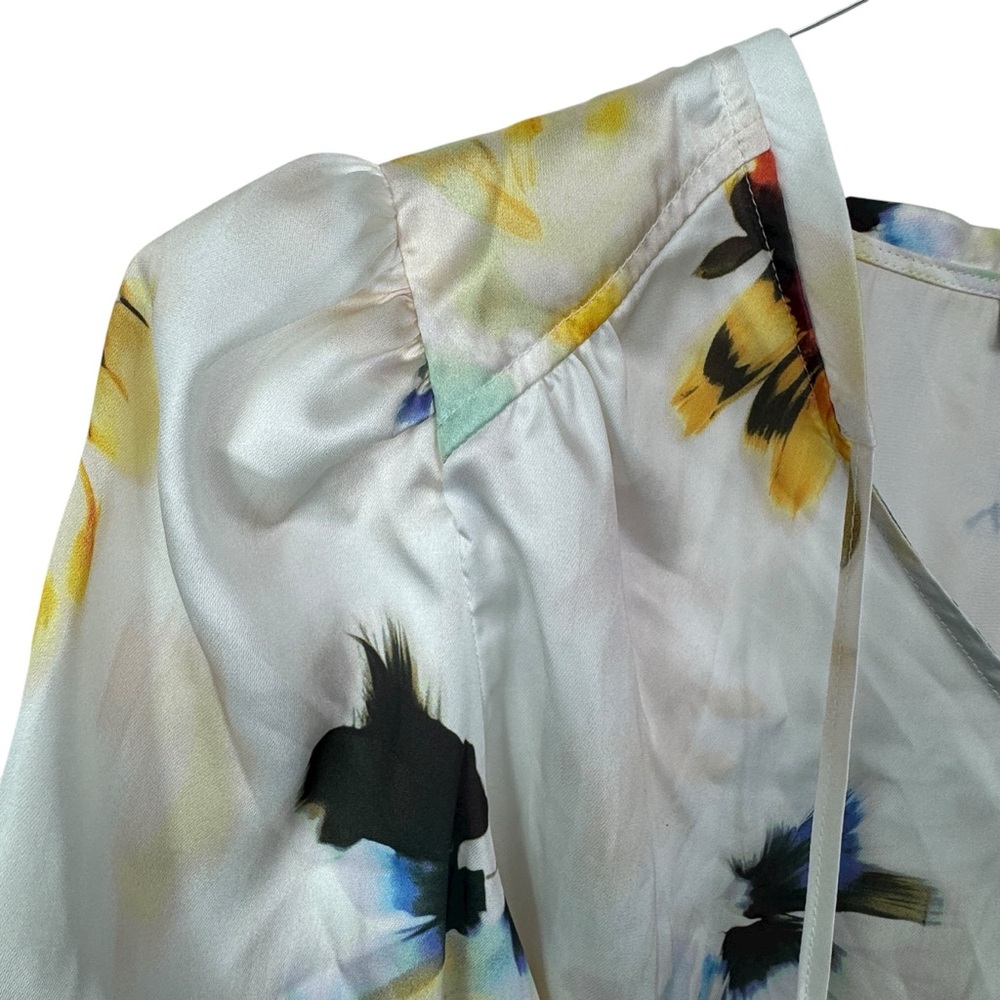 DG2 by Diane Gilman Women's Silky V-Neck Peasant Blouse Multi Floral Size M - Picture 5 of 9